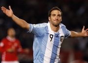 开云体育官方网站-卡马文加中场艺术引爆战局，佛罗伦萨补时绝杀多特蒙德演绎欧战奇迹