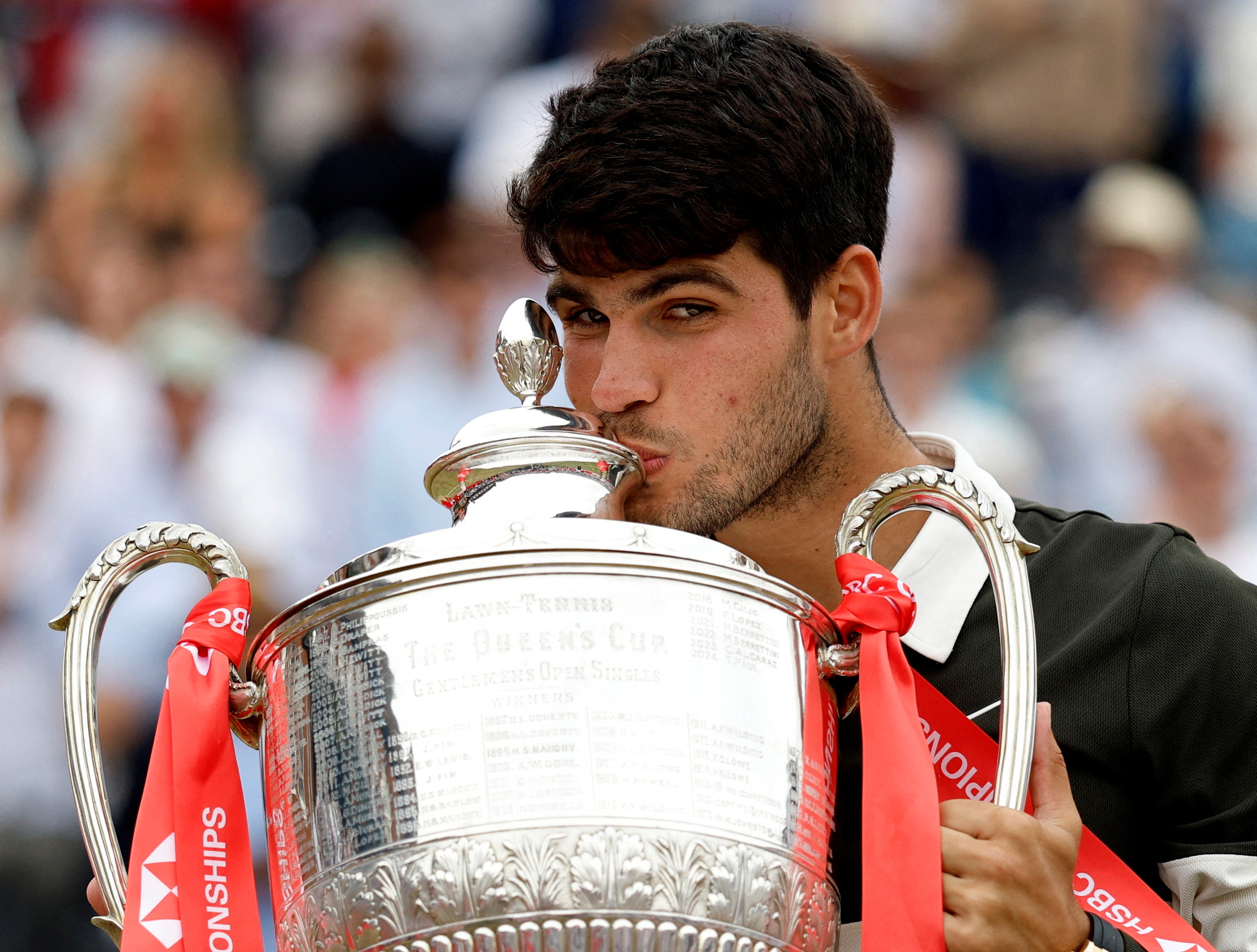 日本网球队完胜英国网球队，阿尔卡拉斯送出助攻的简单介绍