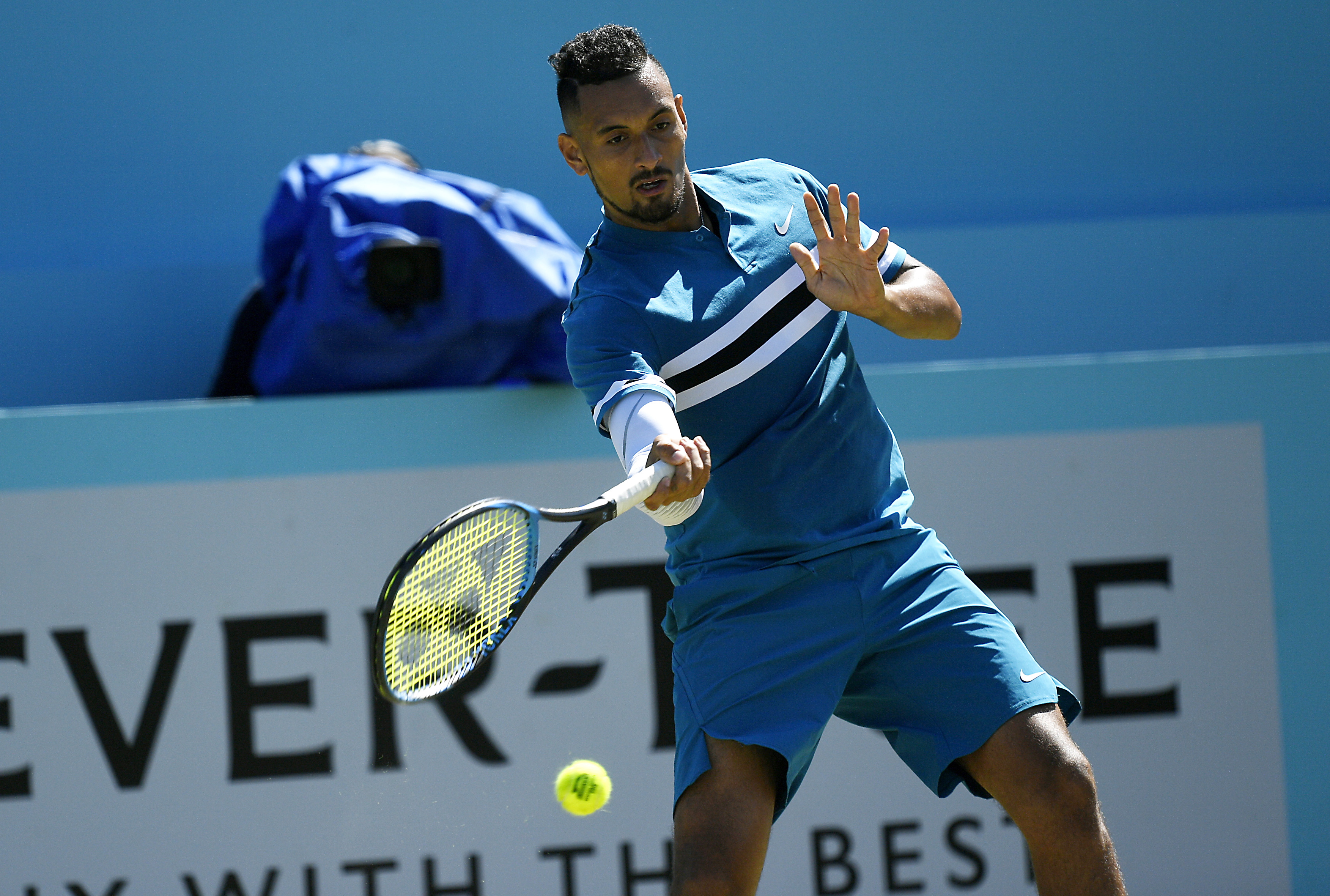 澳大利亚网球队横扫日本网球队,克耶高斯高光表现 澳大利亚网球队横扫日本网球队,克耶高斯高光表现