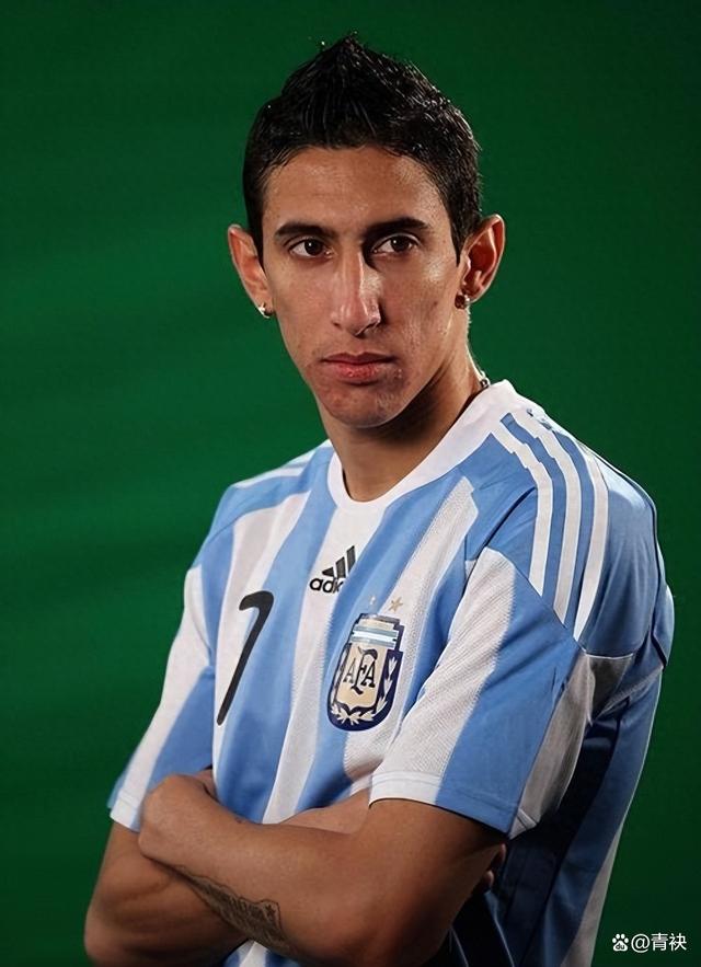 秘鲁鏖战哥伦比亚，迪马利亚惊艳世界的简单介绍