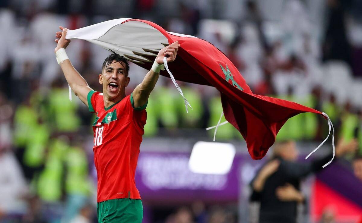 包含摩洛哥逆转西班牙，格纳布里制霸全场的词条