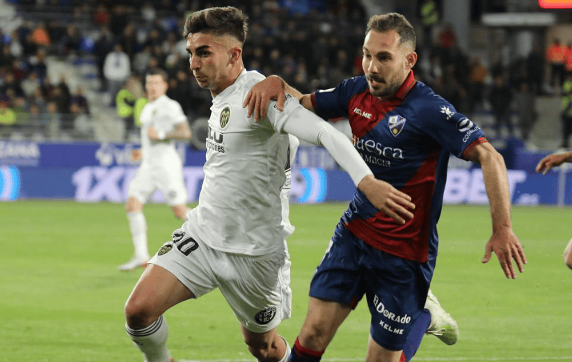 韦斯卡主场击败里尔,取得意外胜利 韦斯卡主场击败里尔,取得意外胜利