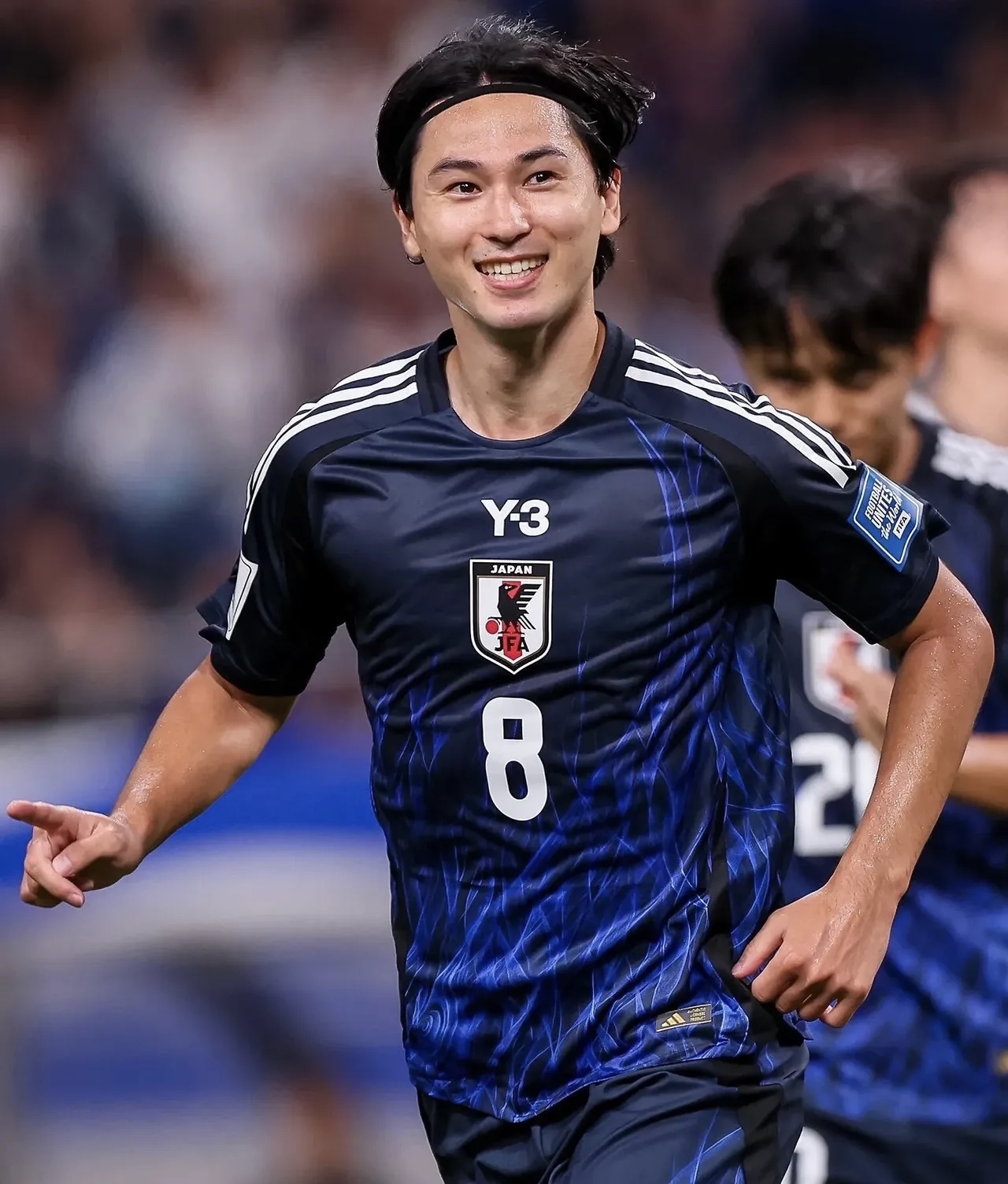 包含日本国家队队长大迁至英超联赛的词条 包含日本国家队队长大迁至英超联赛的词条