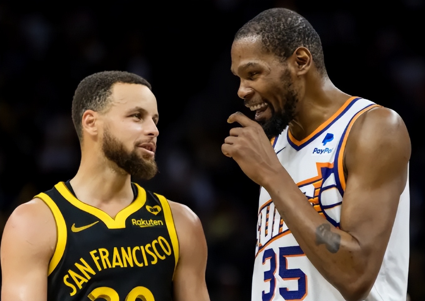 勇士赢得总决赛胜利！球迷热情庆祝胜利的简单介绍