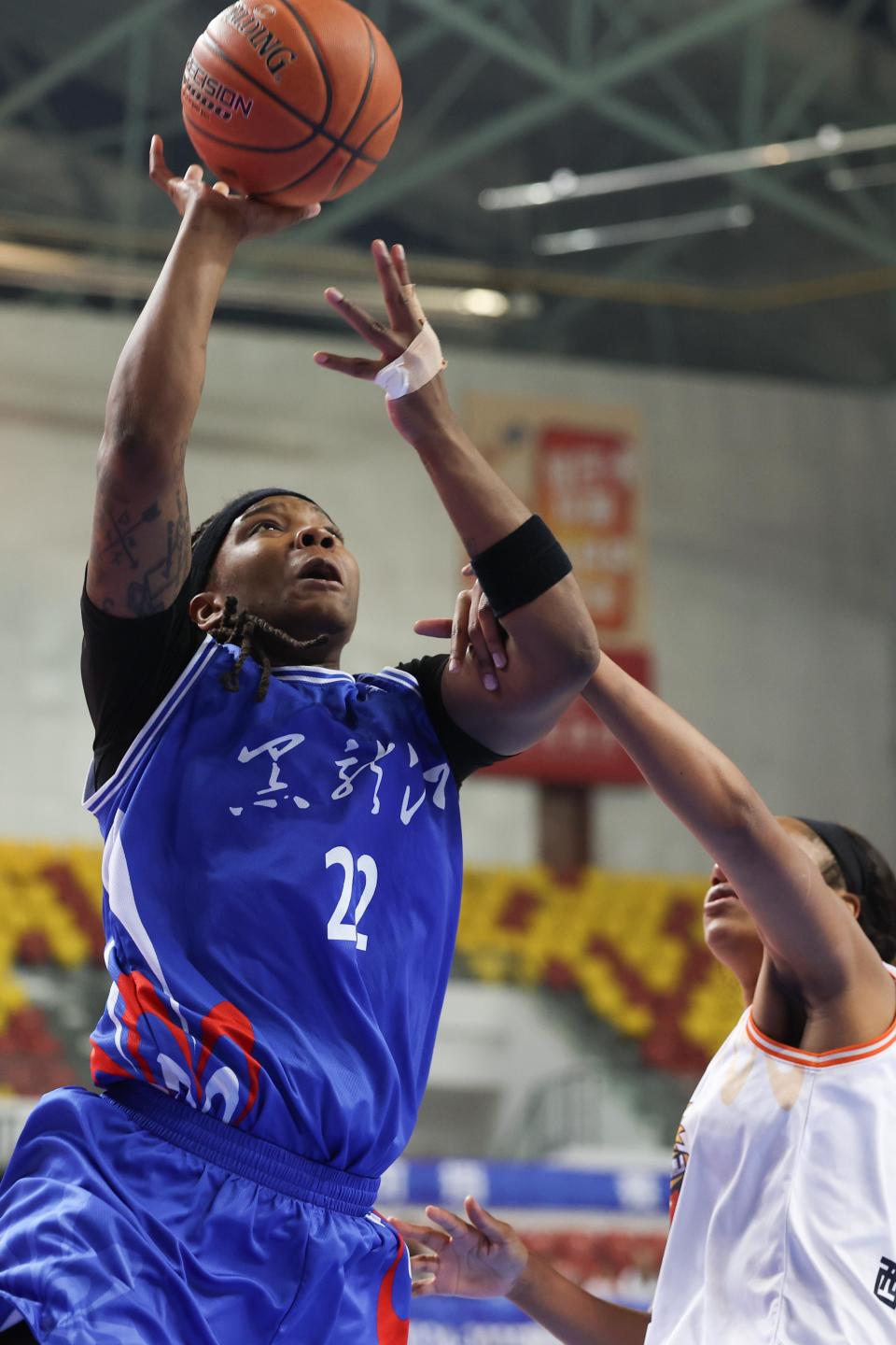 包含黑龙江男篮豪取四连胜，势不可挡的词条