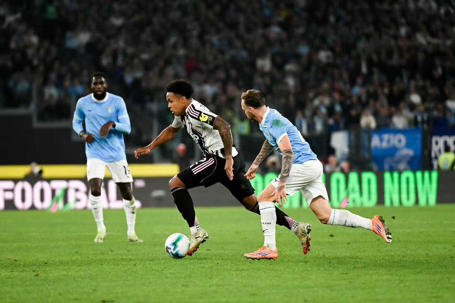 包含尤文图斯遭遇连平，需寻找突破口继续领跑的词条