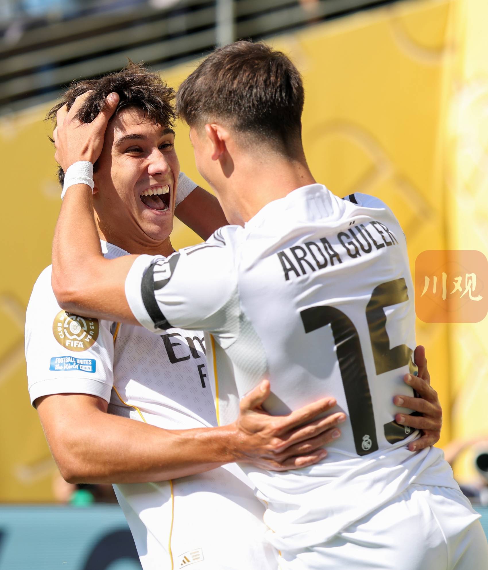 精湛足球技艺在热门比赛中交相辉映的简单介绍 精湛足球技艺在热门比赛中交相辉映的简单介绍