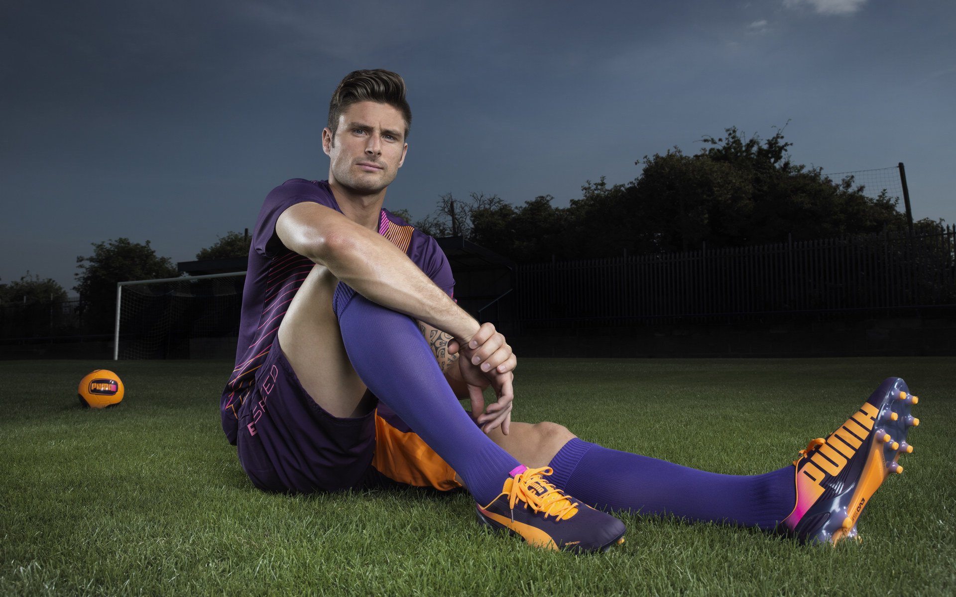 英超争冠之夜,劳塔罗带动全队节奏,谱写蓝黑军团新篇章